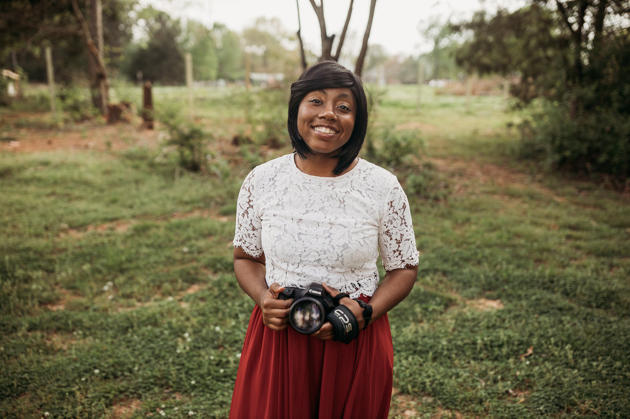 How to Take Beautiful Candid Family Photos (and Avoid Meltdowns in the Process)