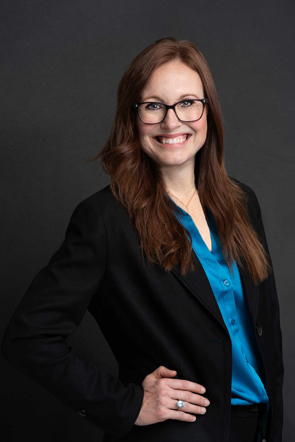 The Art of the Elevator Pitch: How to Confidently Sell Yourself in 30 Seconds