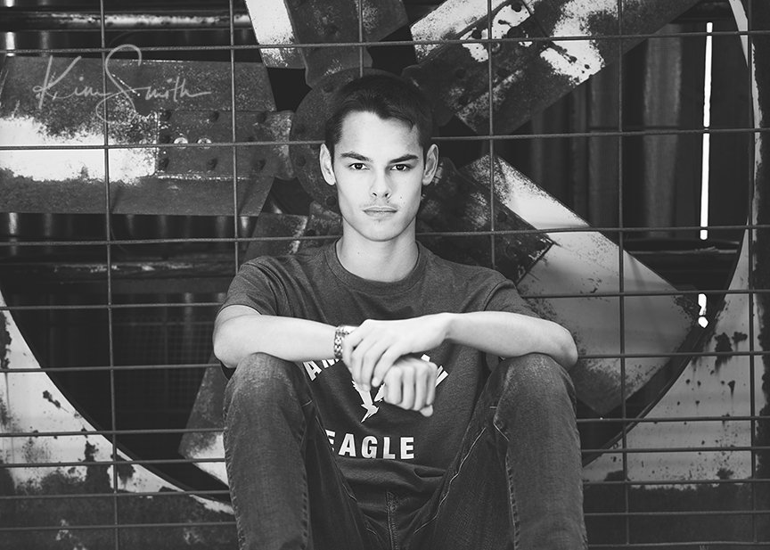 Kacie-Carrollton-Class of 2025-Senior-Pictures-Birch Run-Michigan-Photographer