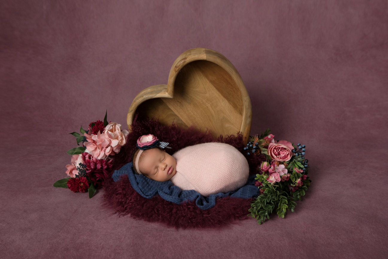 Hailee's Studio Maternity Session - Augusta, Wisconsin