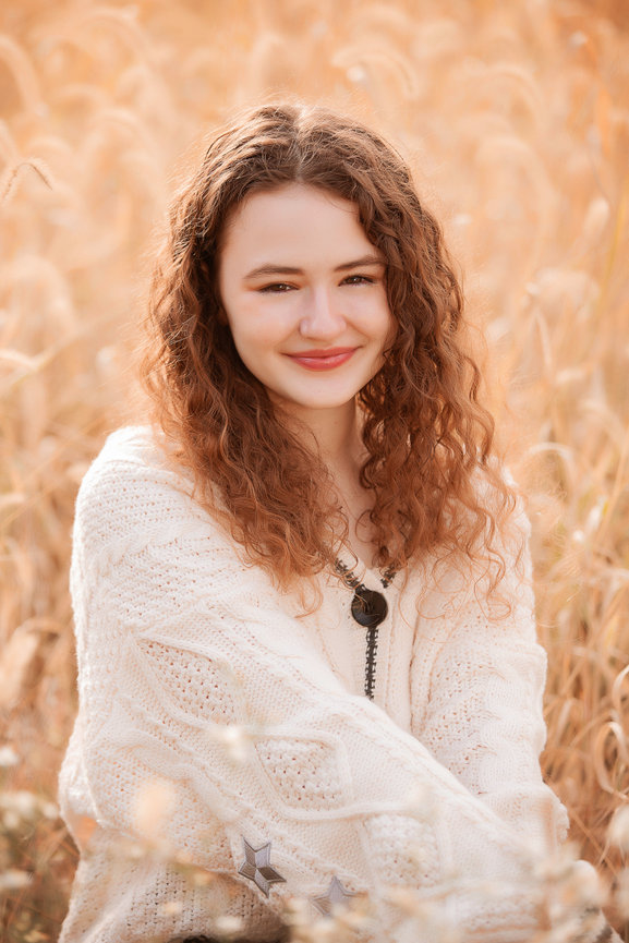 Sage’s Senior Session in Ashland, MO: Horses, Volleyball, and Hidden Gems Around Town