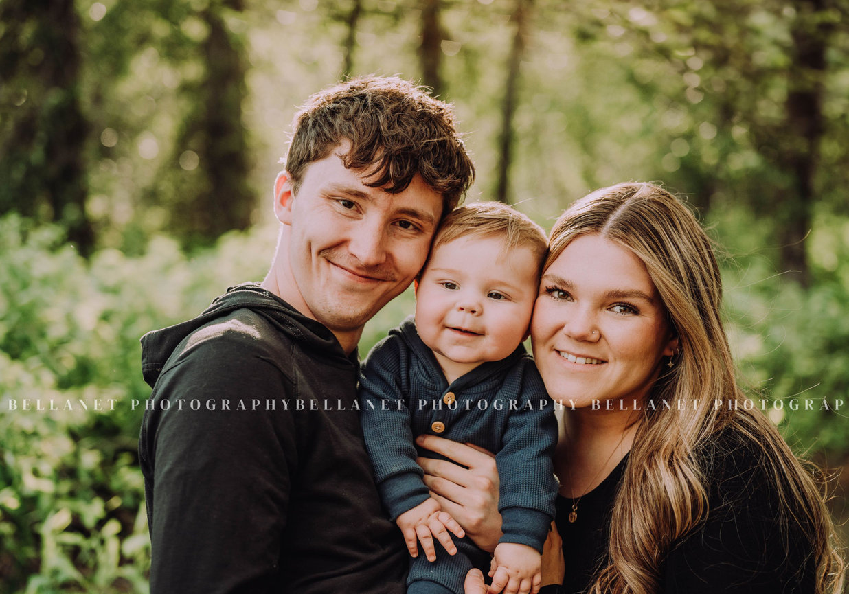 Nick and Eva Sweet Water Hollow Salmon Idaho Idaho Wedding