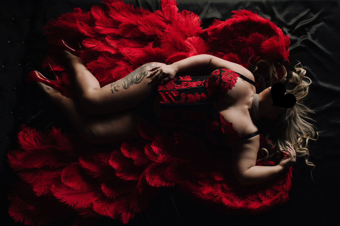 Mr. & Mrs. L's Couples Boudoir Session