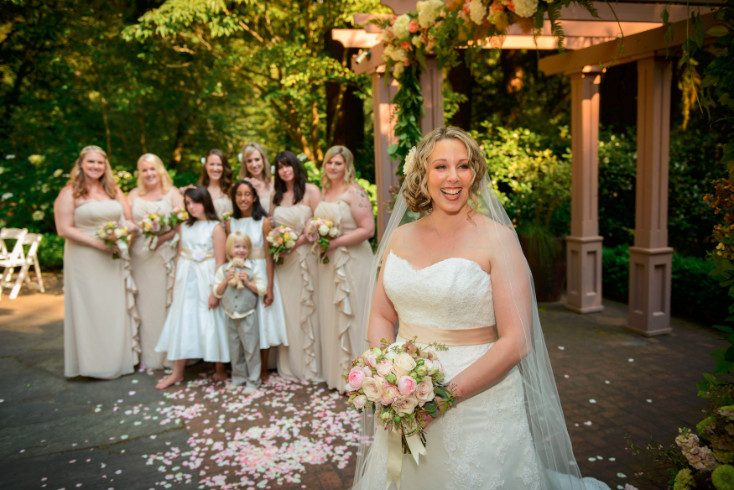 leach botnaical garden wedding party with vintage blush details