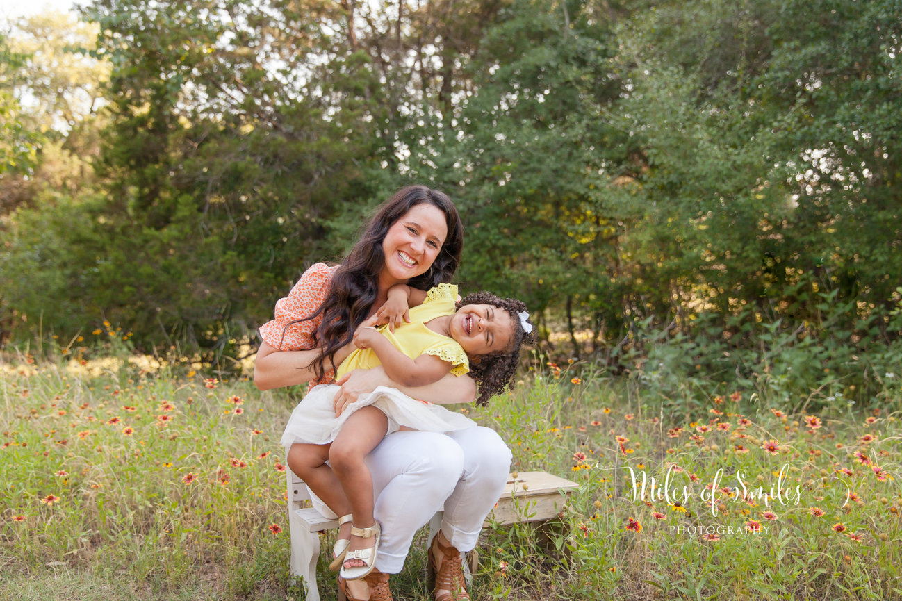 The H Family's Bluebonnet Session {Austin Family Photographer}