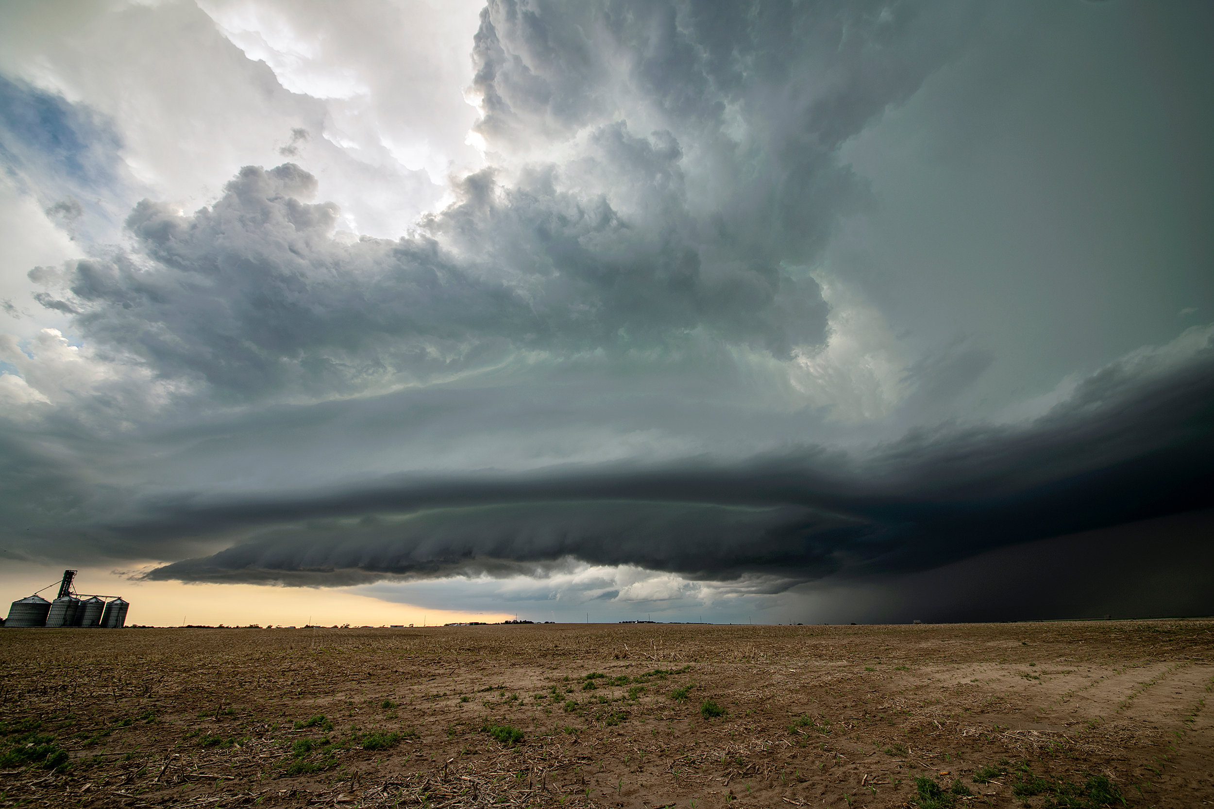 Plains Chasing -Storm Chasing Photo Tours