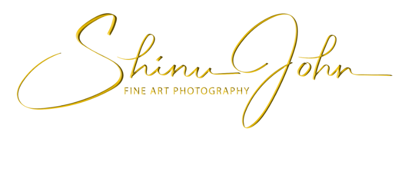 Shinu John Photography Logo