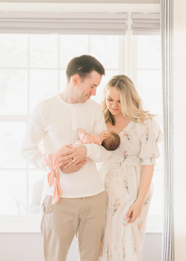 Looking for beautiful maternity or newborn portraits in Minneapolis? MQN Photography specializes in natural, heartfelt images with a timeless aesthetic.