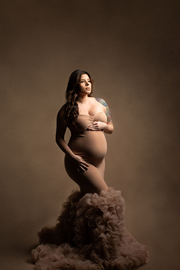 maternity photography orlando, maternity photographer in orlando, maternity portraits near me