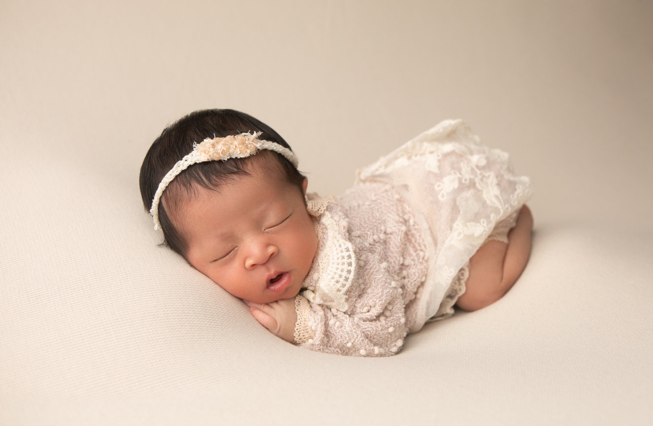 ontario baby photos, ontario newborn photos, newborn photographer near ontario, studio photographer in ontario,