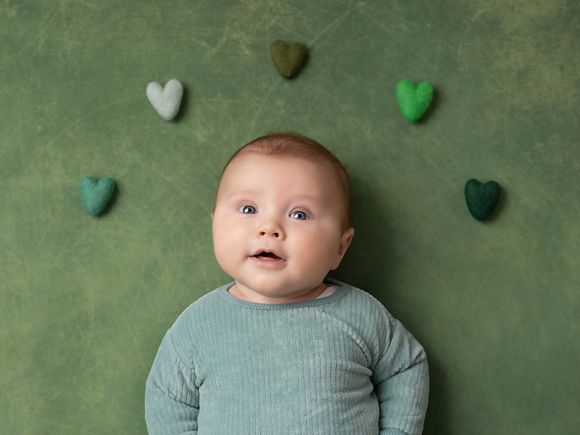 connecticut baby photographer, baby photography near me, baby portraits connecticut, milestone portrait sessions near me