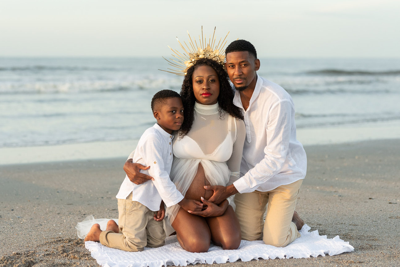 Isle of Palms and Hampton Park Maternity Session, The Imhoede Family