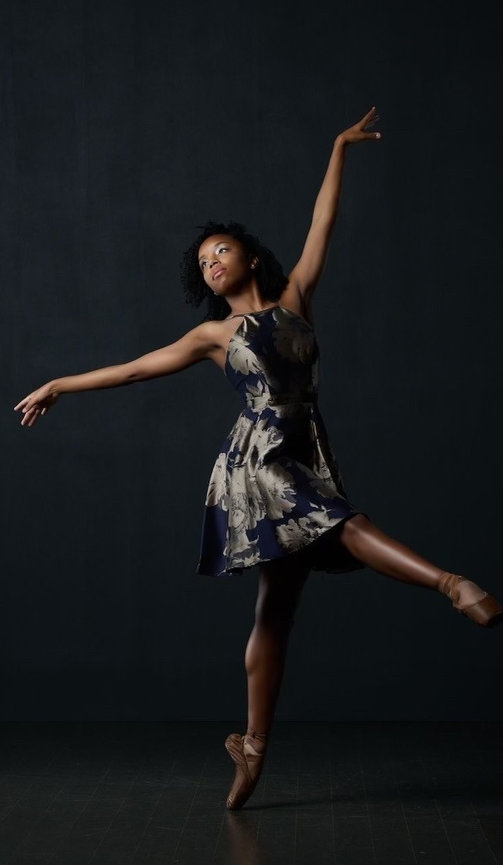 Modern Dance Classes: Know All About What Sets Modern Dance Apart - Podium  School