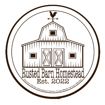 Rusted Barn, LLC Logo