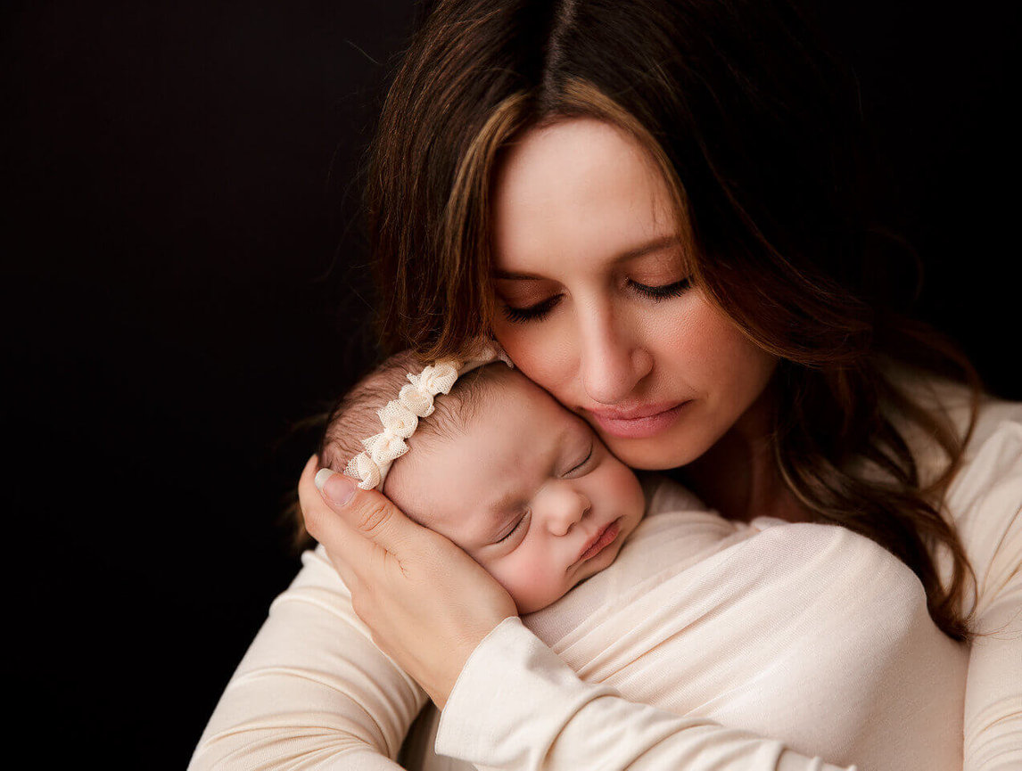 Mission Viejo maternity photographer, Mission Viejo newborn photographer, Mission Viejo baby photographer, Mission Viejo family photographer, portrait studio in Mission Viejo  CA