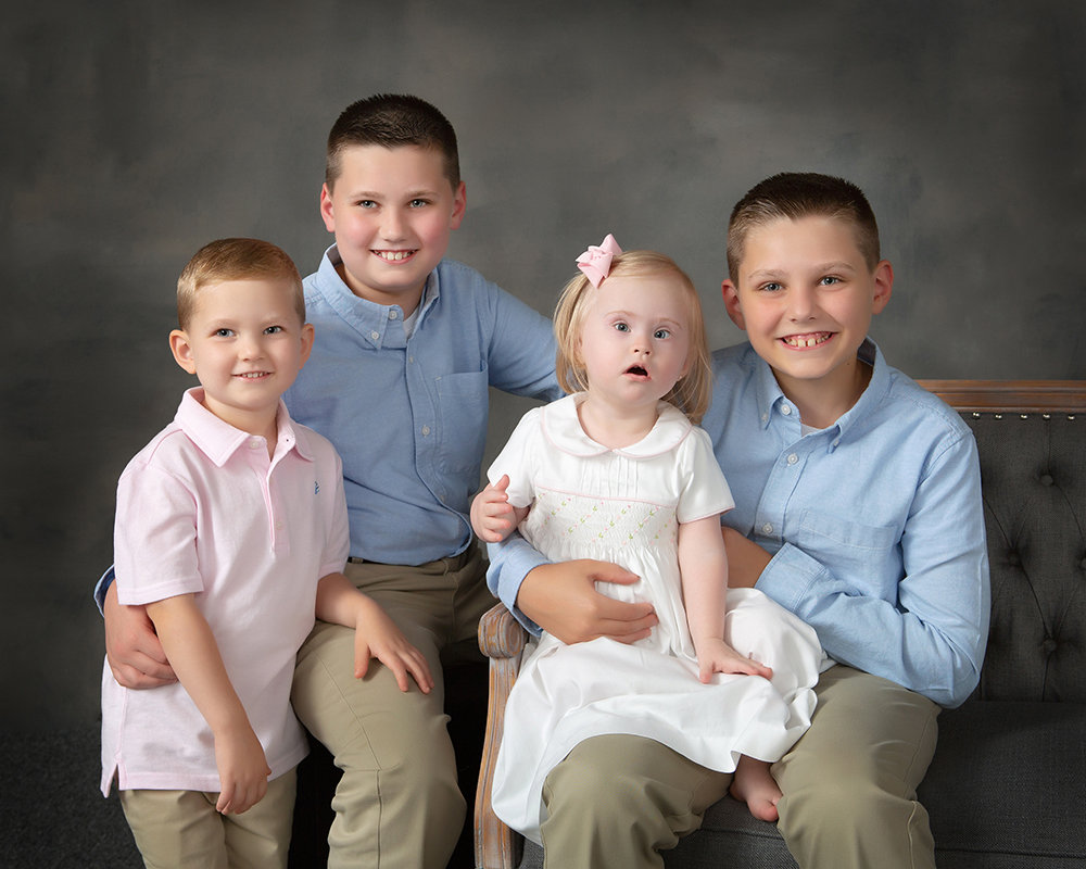 CHILDREN PORTRAITS - Phil Hyman Photography and Video inc.