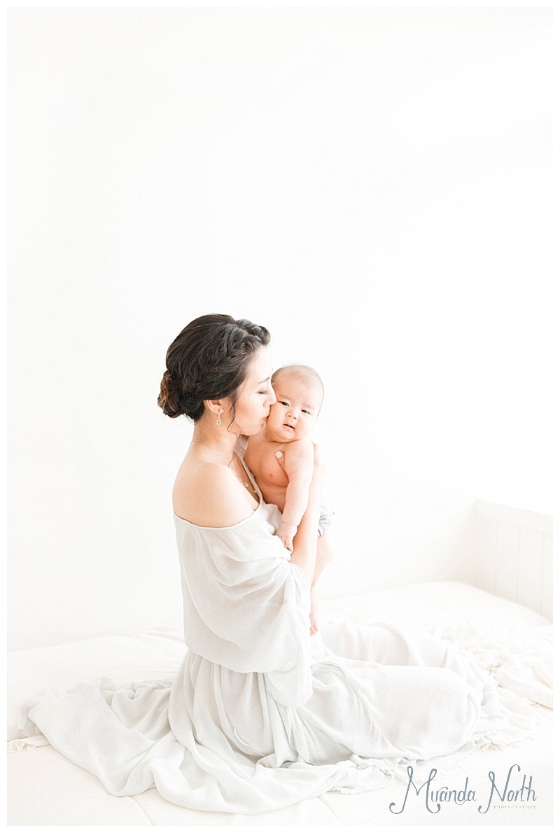 Baby and Family Photography in Studio - Newborn Photography Los Angeles ...