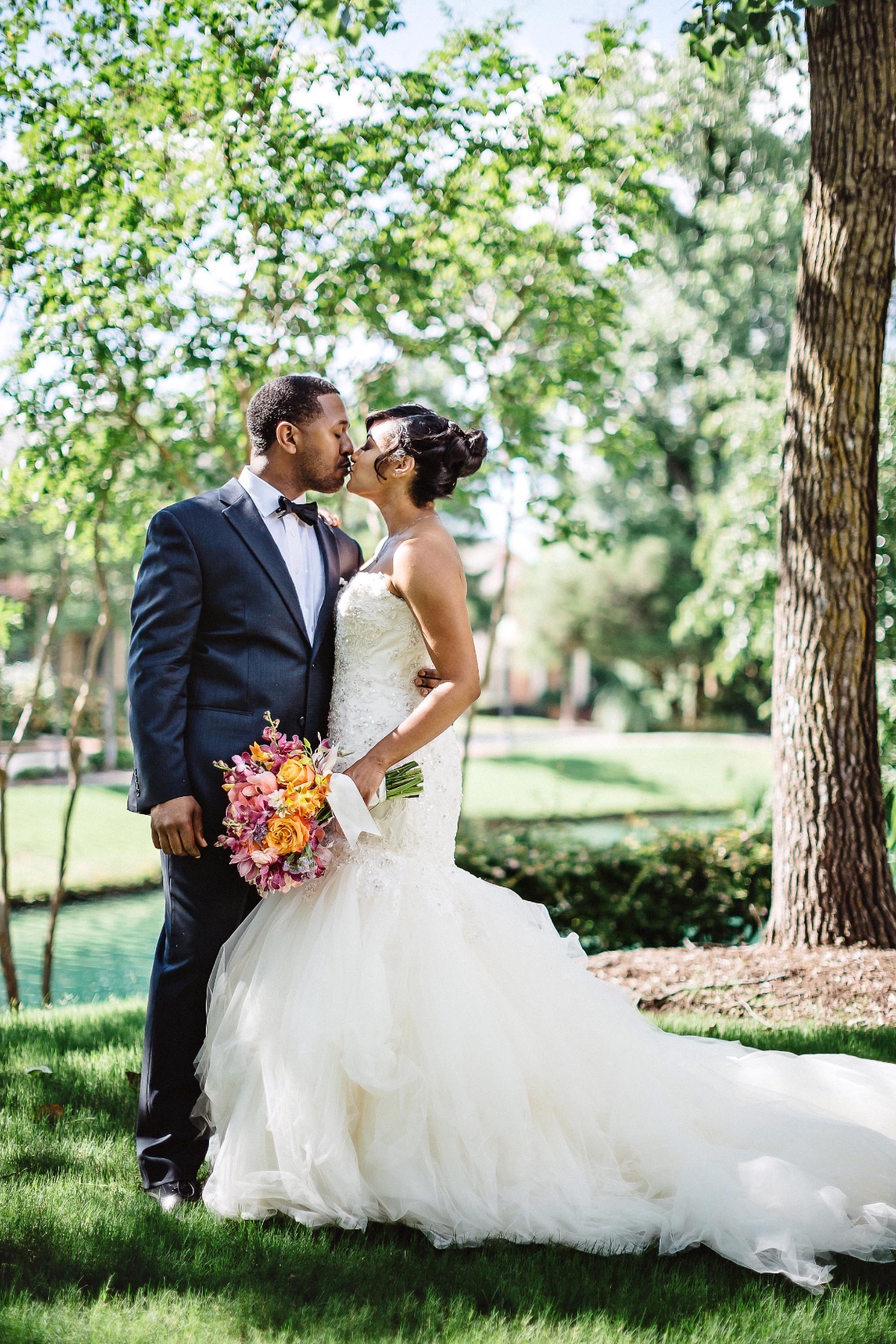 McKenzie & Karon At The Visible Music College – Memphis Wedding ...