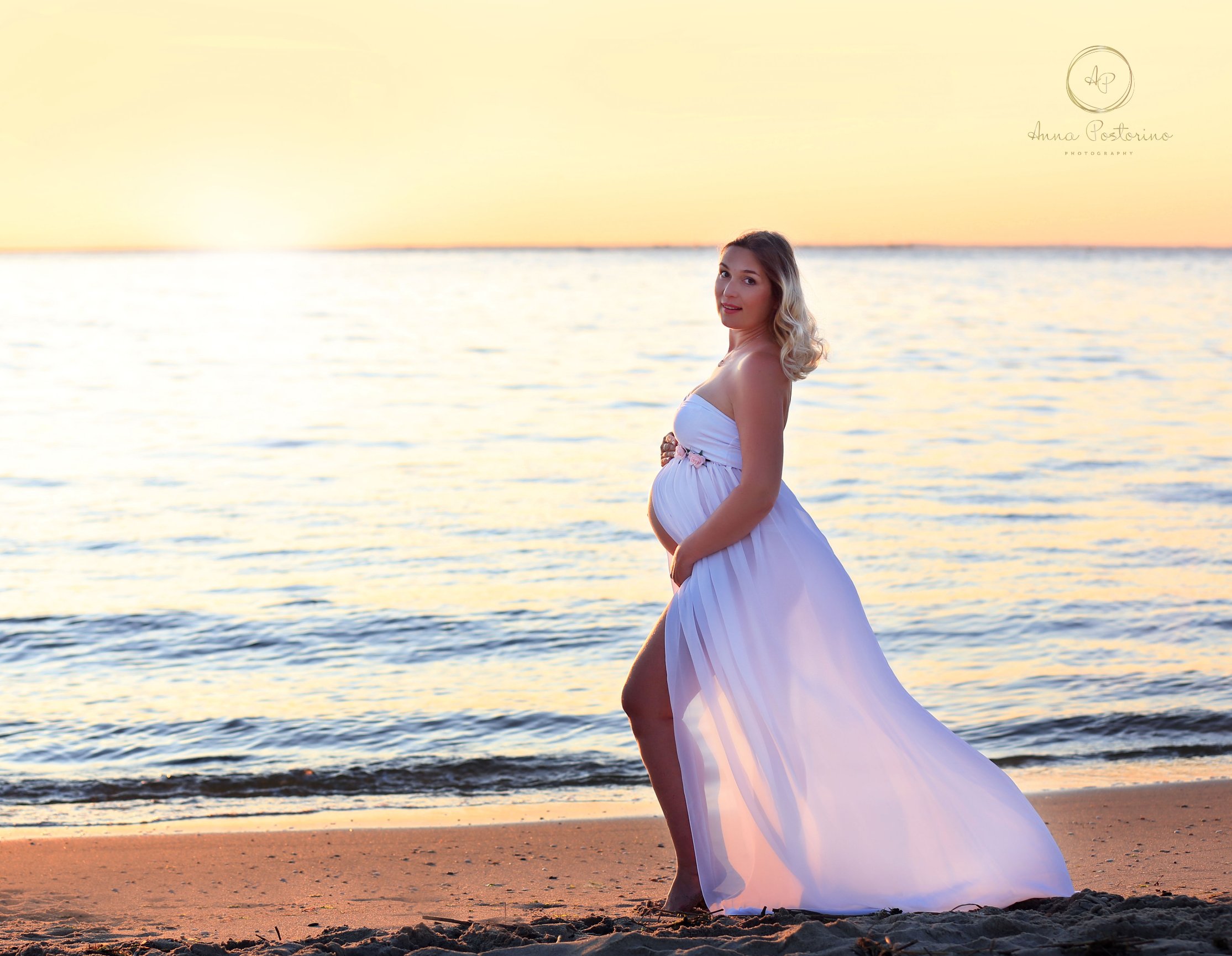 Capturing Memories: The Ultimate Guide to Sunset Beach Maternity Shoot